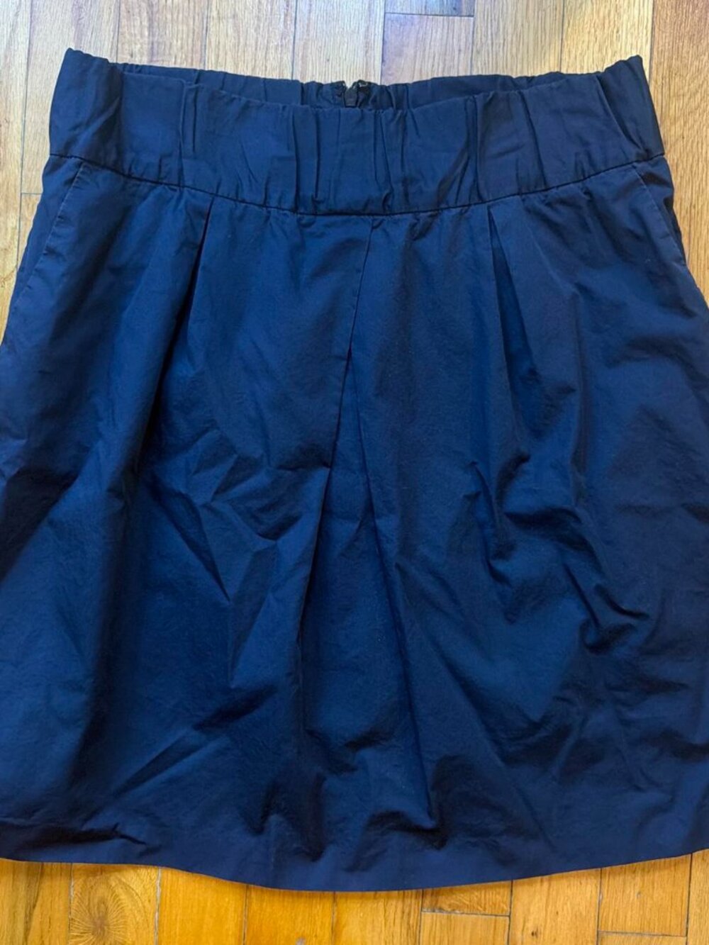 Vintage Banana Republic black skirt, circa 2005, XS